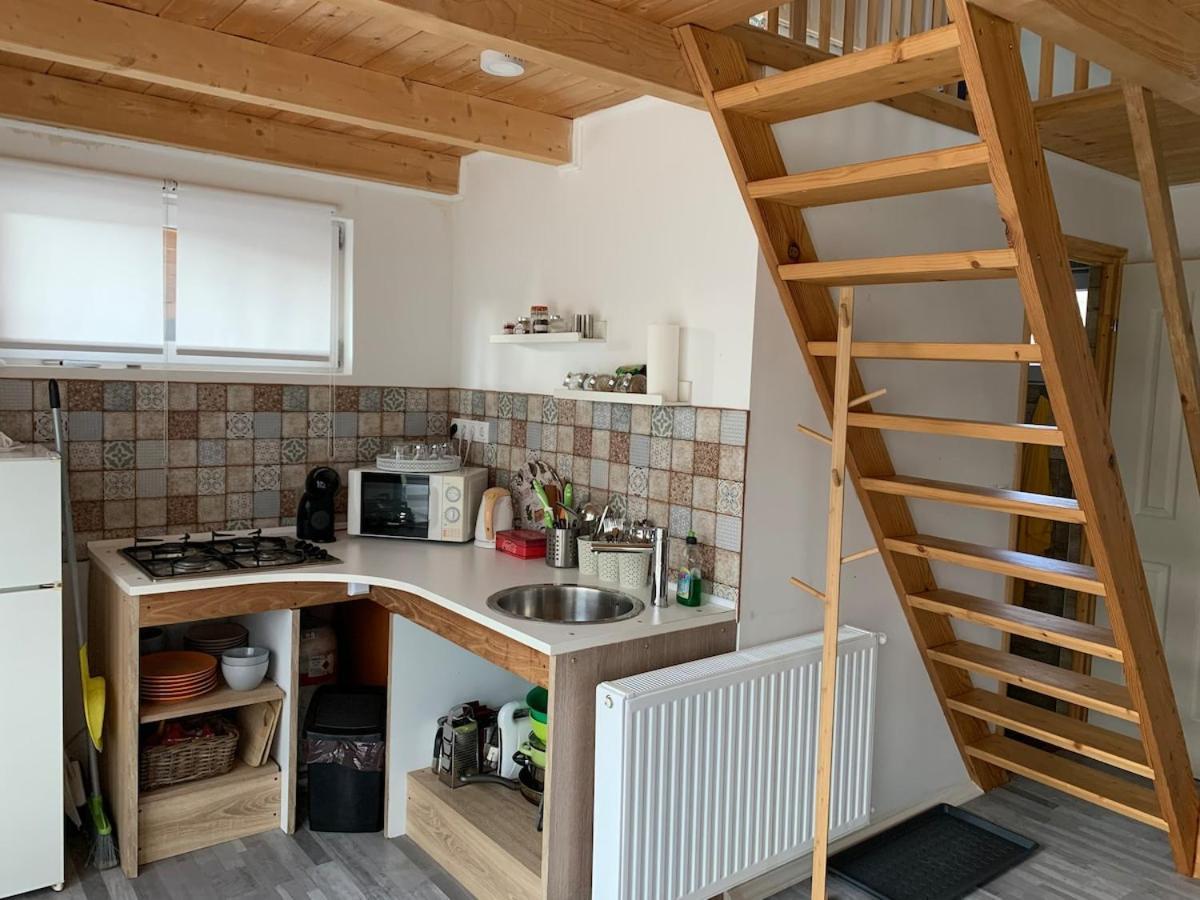 Apartmán Tejfeles Vendeghaz Porva Exteriér fotografie