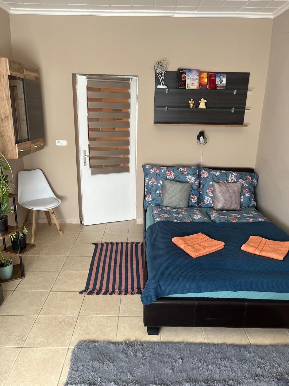 Apartmán Tejfeles Vendeghaz Porva Exteriér fotografie