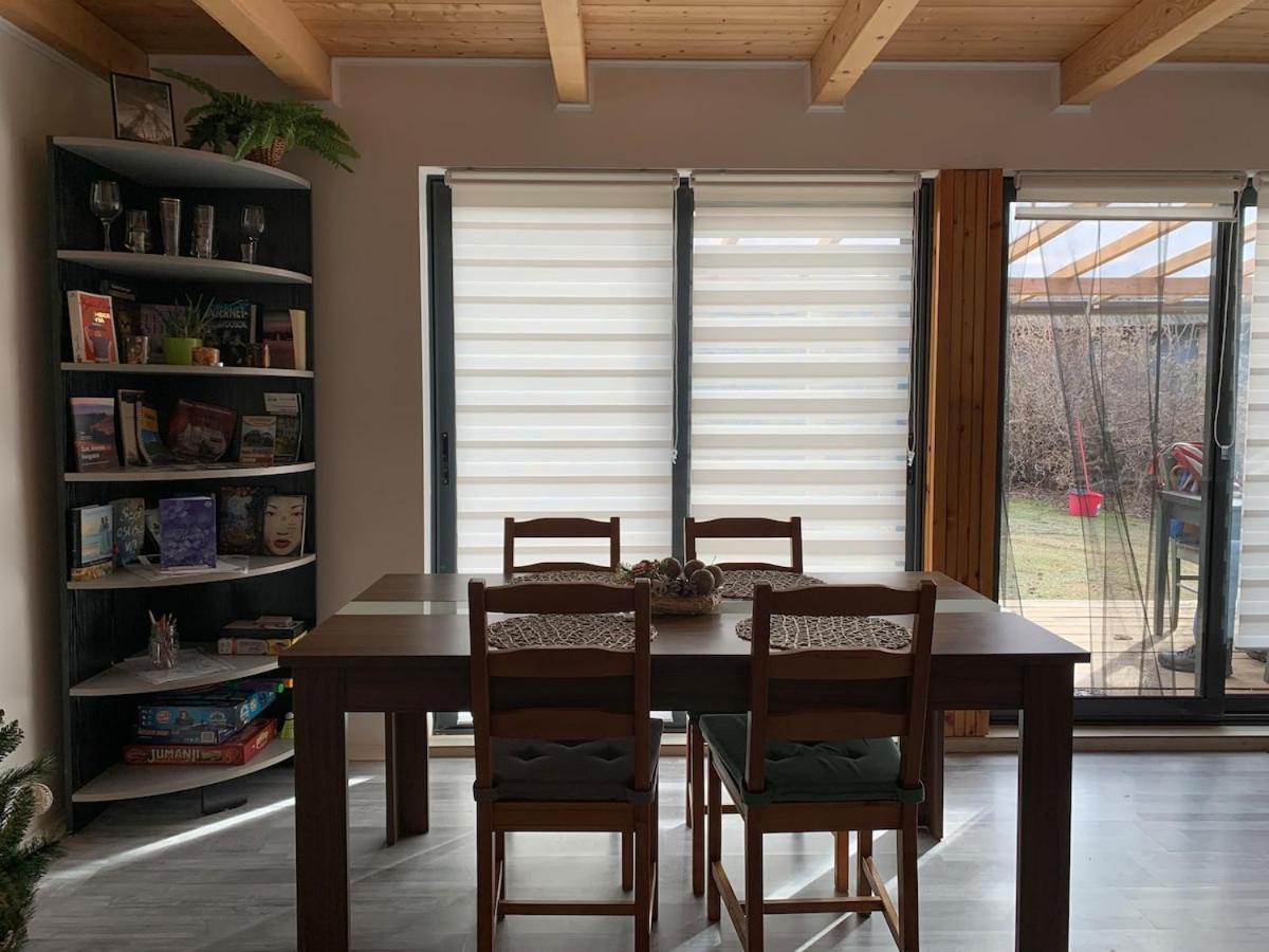 Apartmán Tejfeles Vendeghaz Porva Exteriér fotografie