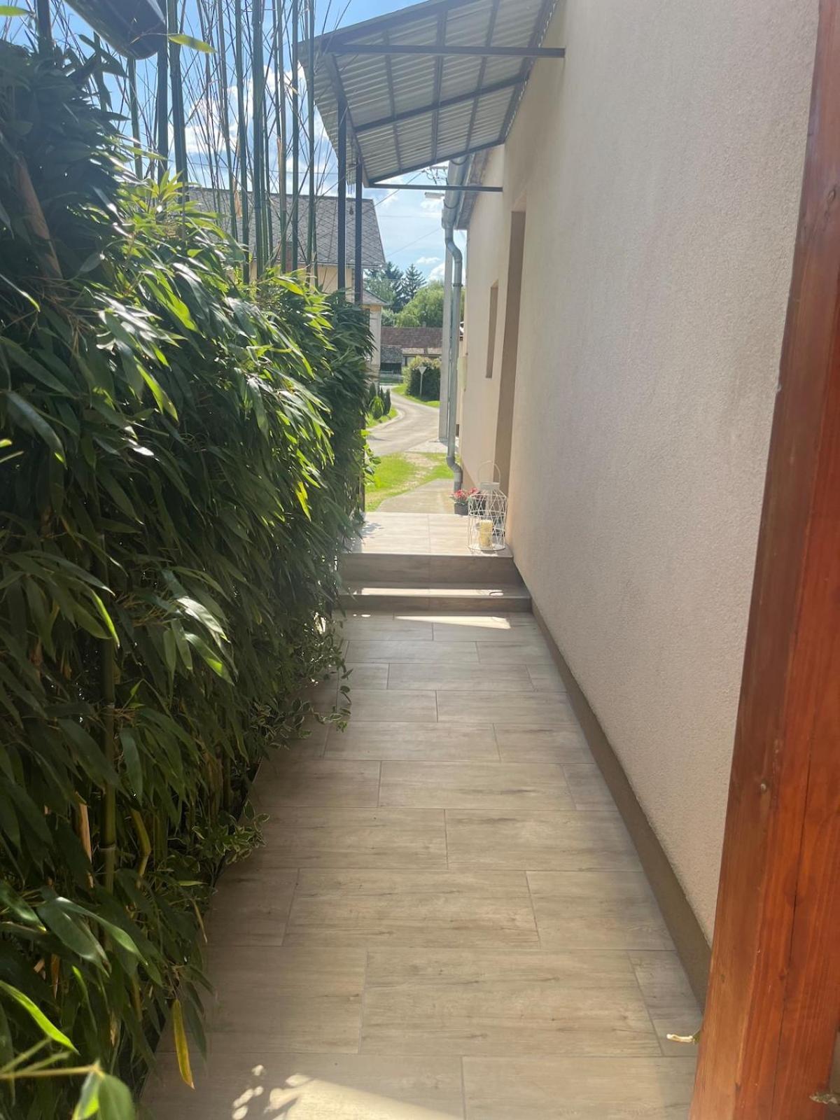 Apartmán Tejfeles Vendeghaz Porva Exteriér fotografie
