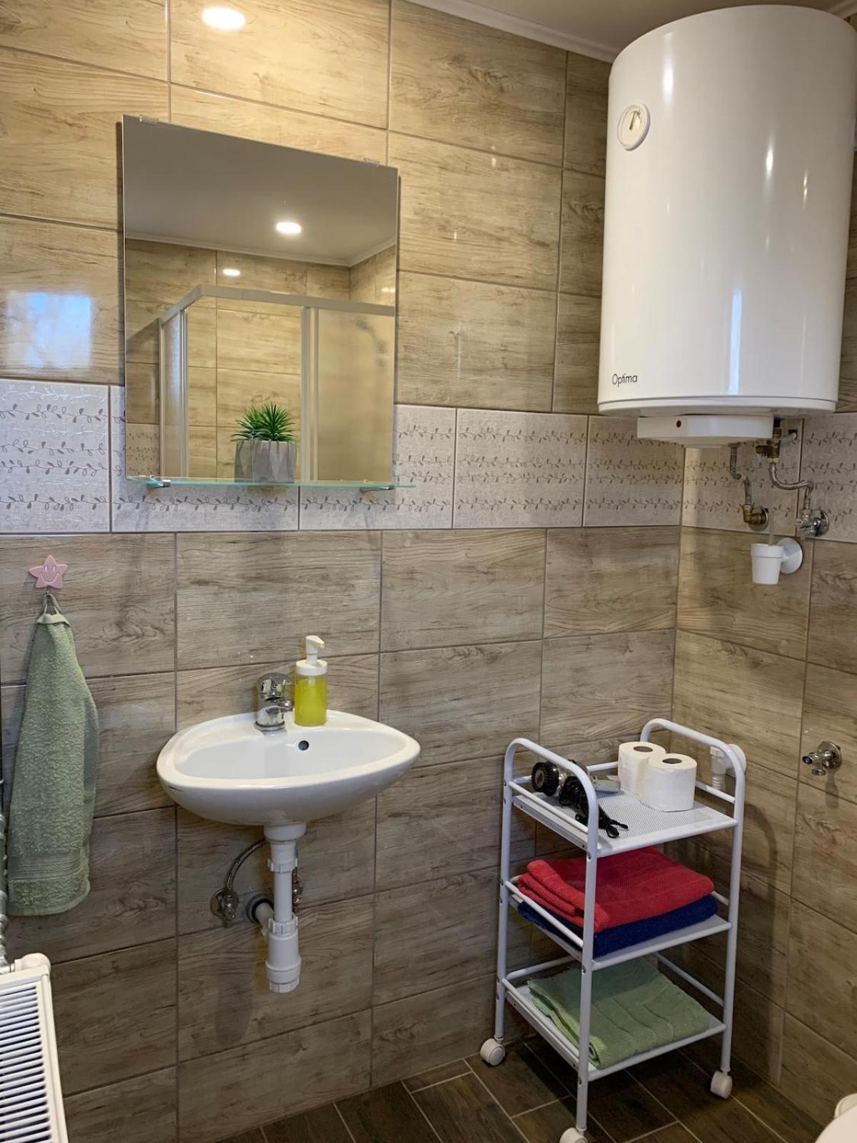 Apartmán Tejfeles Vendeghaz Porva Exteriér fotografie